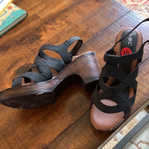b.o.c wedge sandal - Picture 3 of 4